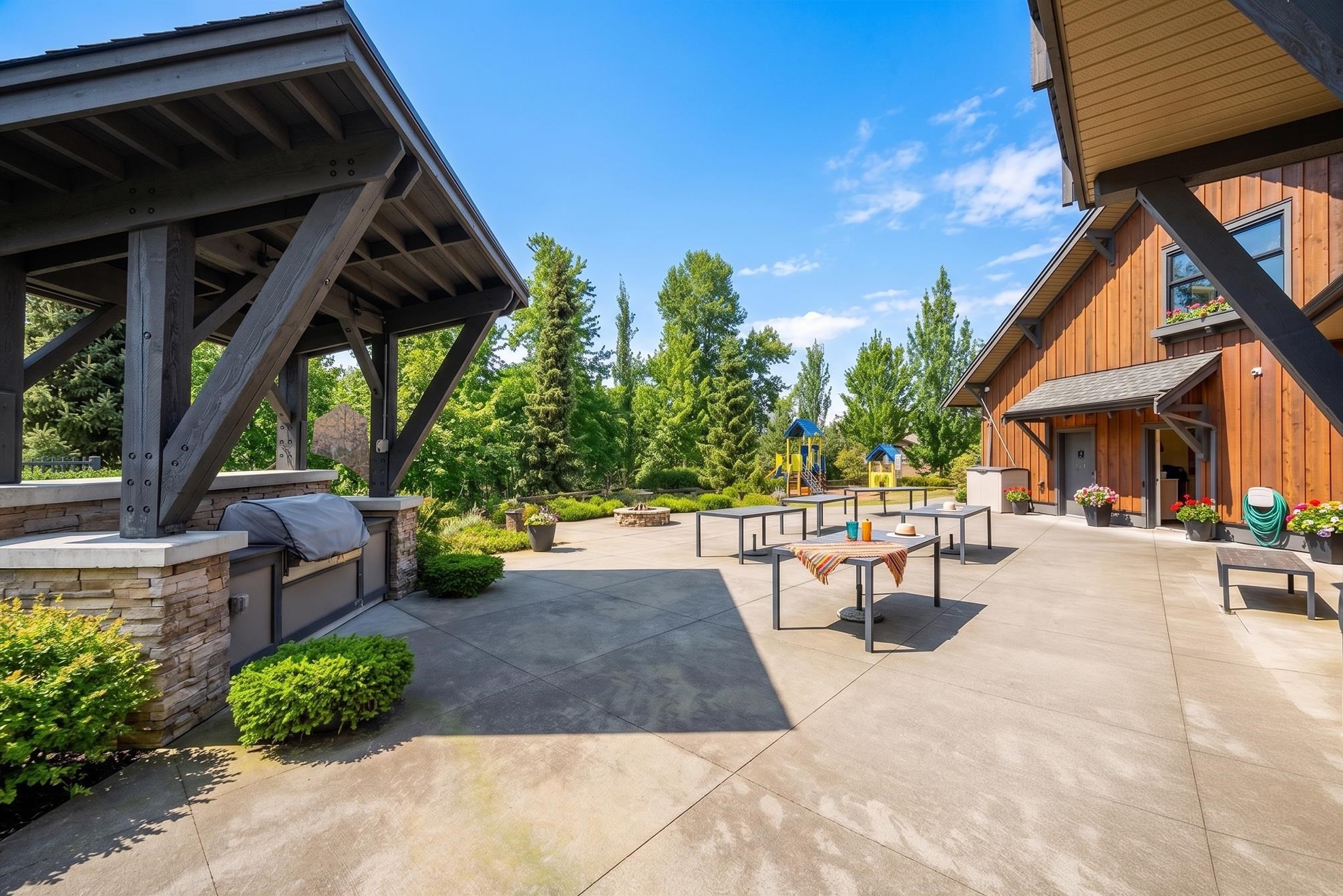31-30930 Westridge Place, Abbotsford, BC - Outdoor