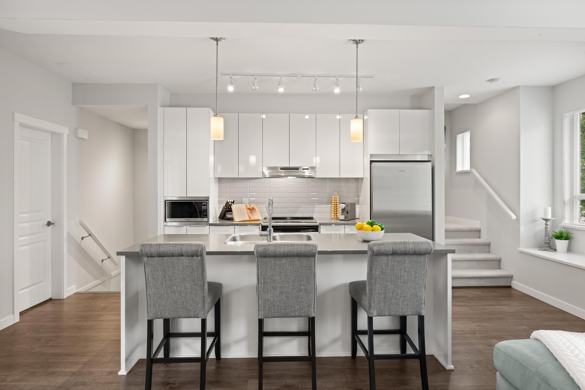 31-30930 Westridge Place, Abbotsford, BC - Indoor Photo Showing Kitchen With Stainless Steel Kitchen With Double Sink With Upgraded Kitchen