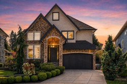 16332 26b Avenue Surrey, BC V3Z 6Z2