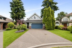 Upper-16375 Middleglen Place Surrey, BC V4N 1X7