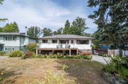 13389 Crestview Drive Surrey, BC V3R 6V3