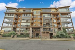 A303-20716 Willoughby Town Centre Drive Langley, BC V2Y 3J7
