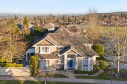 3312 155b Street Surrey, BC V3Z 0K5
