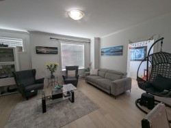 45-9405 121 Street Surrey, BC V3V 0A9