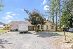House-20178 8 Avenue Langley, BC V2Z 1V6