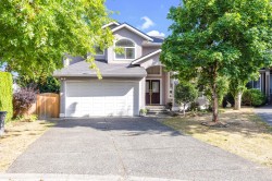 15898 99a Avenue Surrey, BC V4N 2A7