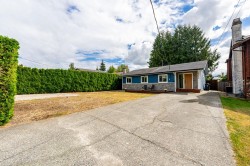 26550 28b Avenue Langley, BC V4W 3B2