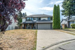 15250 21b Avenue Surrey, BC V4A 7S3