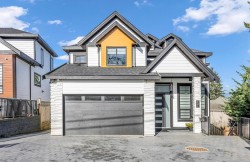 14271 Grosvenor Road Surrey, BC V3R 5H3
