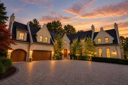 20347 2 Avenue Langley, BC V2Z 0A3