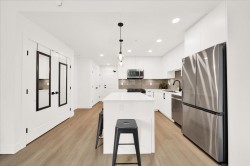 309-3528 146a Street Surrey, BC V4P 0H4