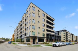 601-15733 85 Avenue Surrey, BC V4N 6Z1