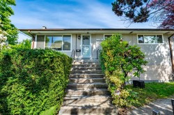 11288 135 Street Surrey, BC V3R 2Z7