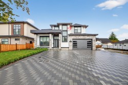 15363 94 Avenue Surrey, BC V3R 1E2