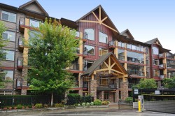 284-8288 207a Street Langley, BC V2Y 0L2