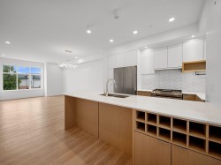 7-2350 165 Street Surrey, BC V3Z 1J9