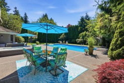 13446 19 Avenue Surrey, BC V4A 9C7