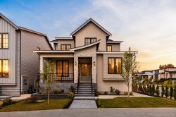 1495 168 Street Surrey, BC V3S 9M4