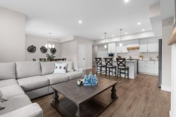 5-35247 Straiton Road Abbotsford, BC V2S 7Z1