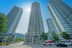 2507-13688 100 Avenue Surrey, BC V3T 0G5