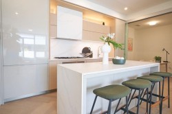 208-1342 Johnston Road White Rock, BC V4B 0C7