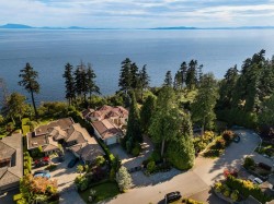 13464 13a Avenue Surrey, BC V4A 1C4