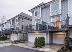 25-2838 Livingstone Avenue Abbotsford, BC V2T 0J1