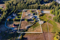 18738 20 Avenue Surrey, BC V3Z 9V2