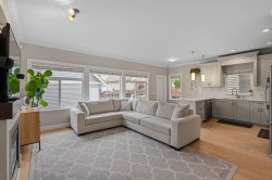 6679 193 Street Surrey, BC V4N 0C1