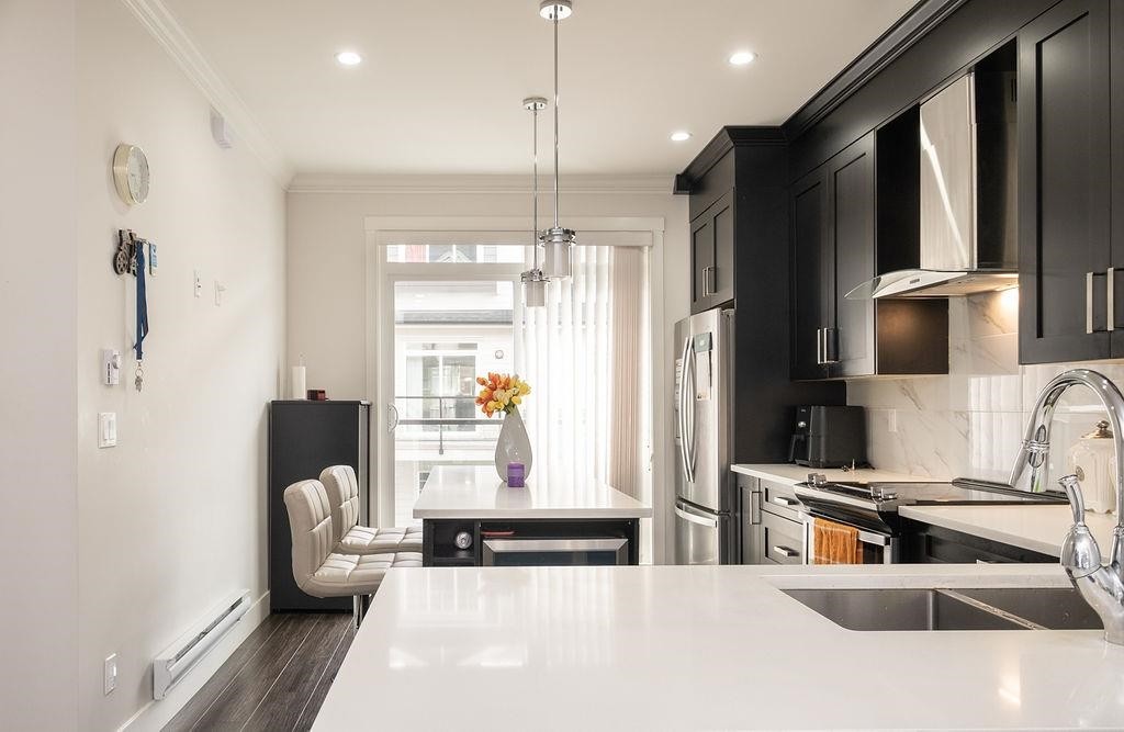 122-13898 64 Avenue, Surrey, BC