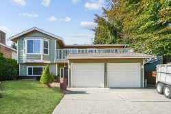11885 Chateau Wynd Delta, BC V4E 3C7