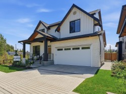 19654 78 Avenue Langley, BC V2Y 3V4
