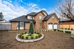 6655 123a Street Surrey, BC V3W 0Z1