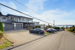 1040 Lee Street White Rock, BC V4B 4P1