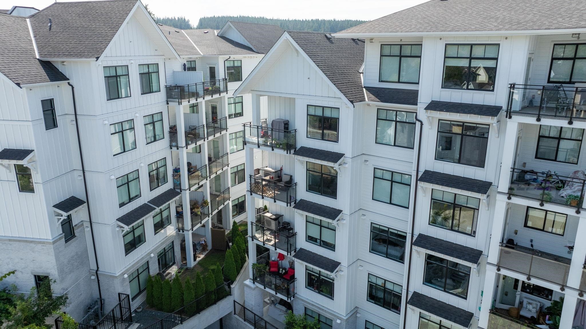 509-3317 148 Street, Surrey, BC