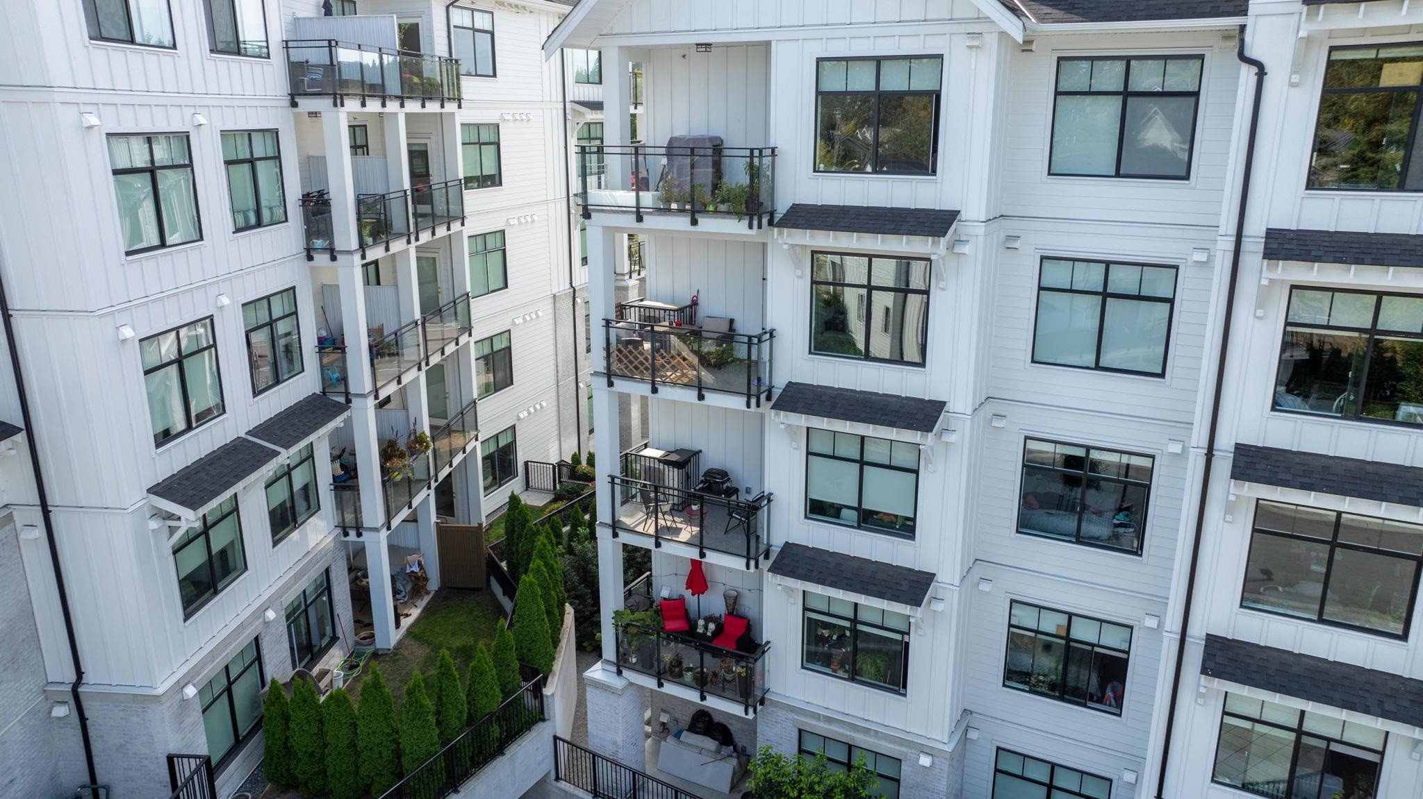509-3317 148 Street, Surrey, BC