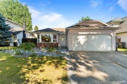 10306 167 Street Surrey, BC V4N 1Z2