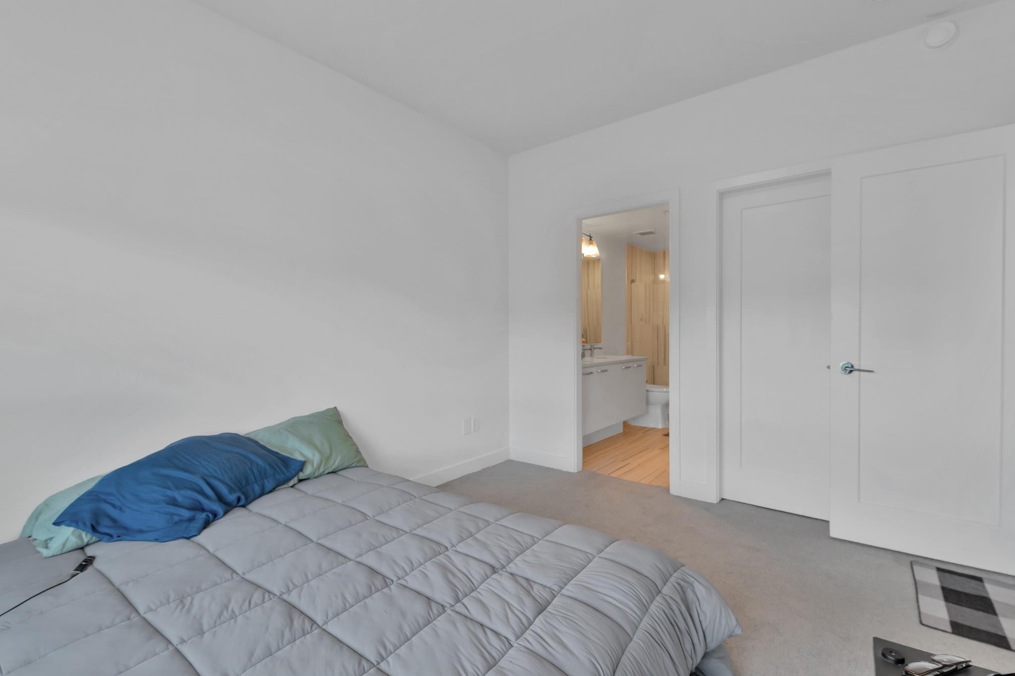 214-18811 72 Avenue, Surrey, BC