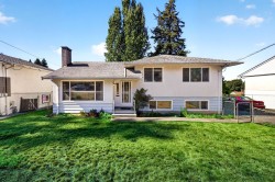 9455 113b Street Delta, BC V4C 5G6