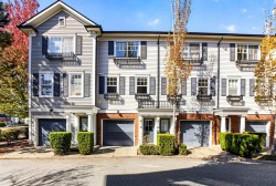 82-18983 72a Avenue Surrey, BC V4N 1A5