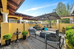 12852 16 Avenue Surrey, BC V4A 1N6