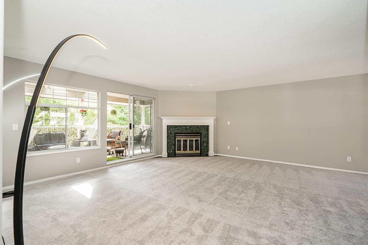 231-20391 96 Avenue, Surrey, BC