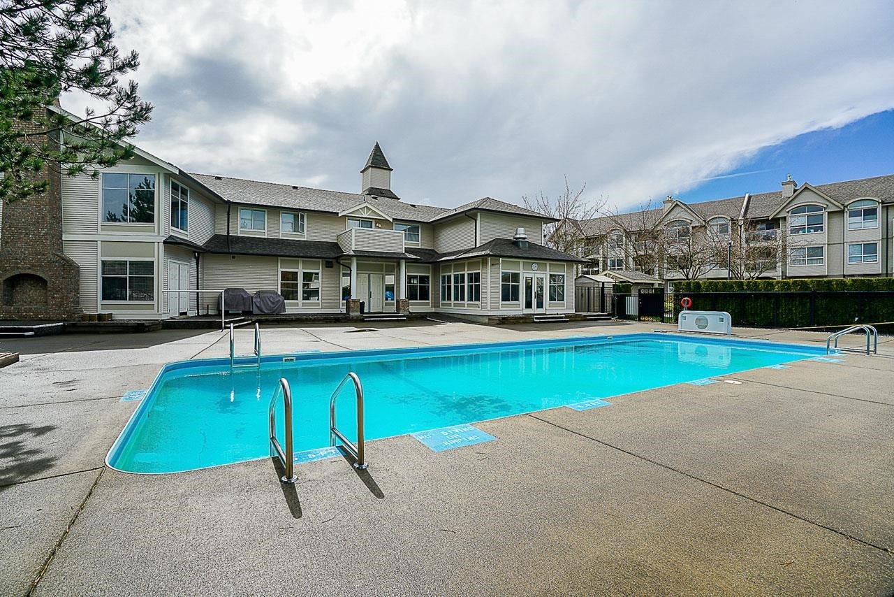 231-20391 96 Avenue, Surrey, BC