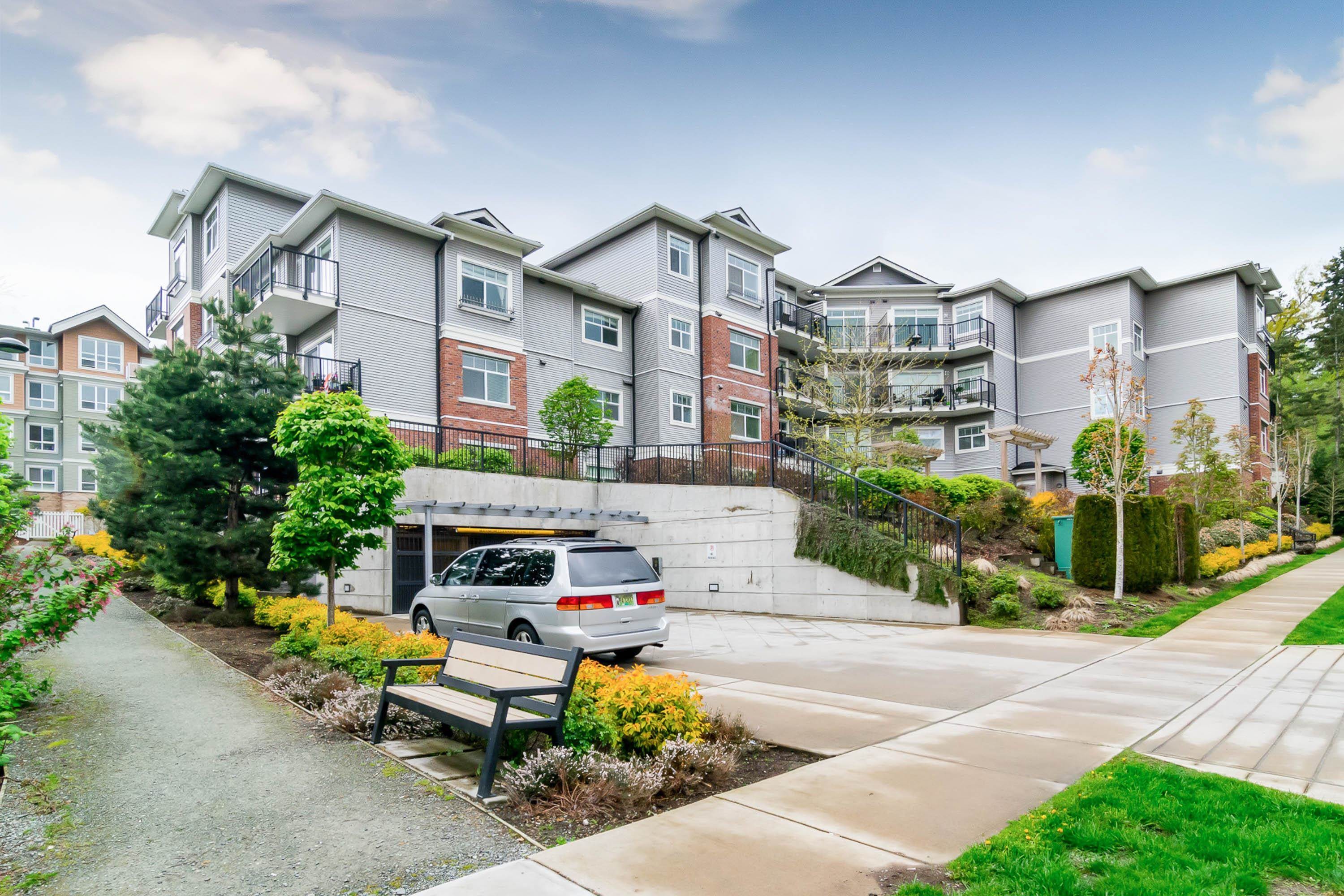 107-19530 65 Avenue, Surrey, BC