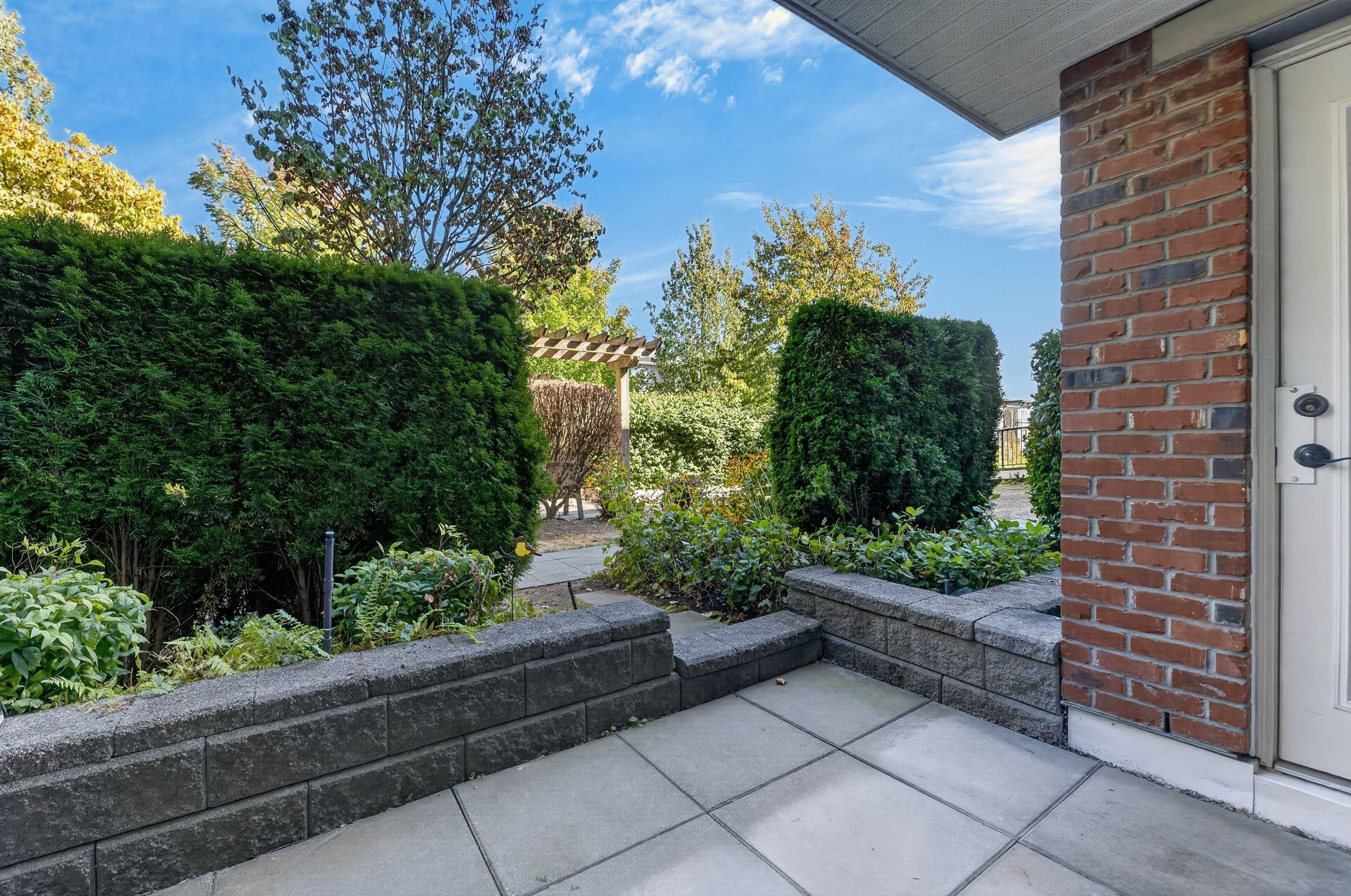 107-19530 65 Avenue, Surrey, BC