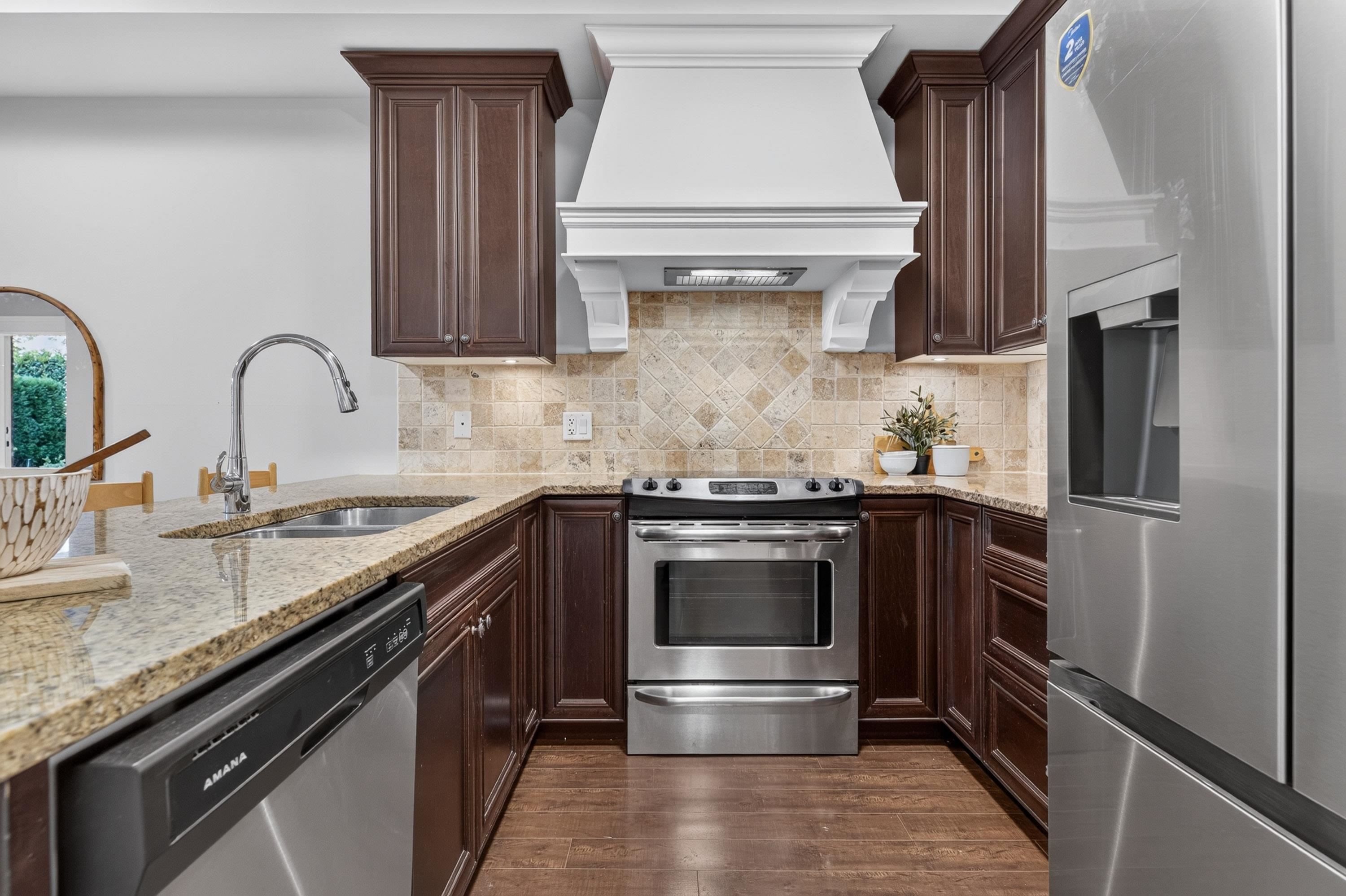107-19530 65 Avenue, Surrey, BC