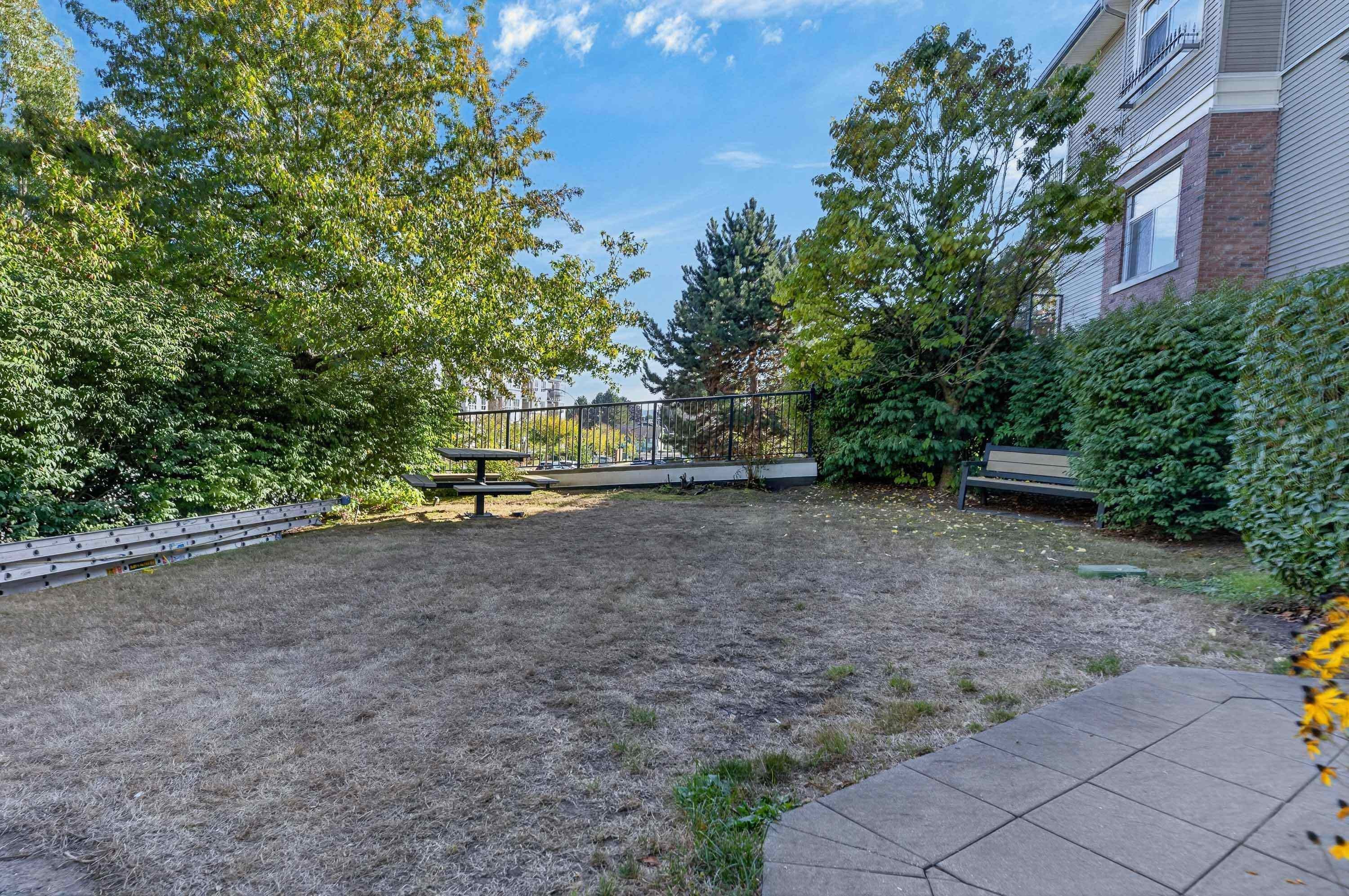 107-19530 65 Avenue, Surrey, BC