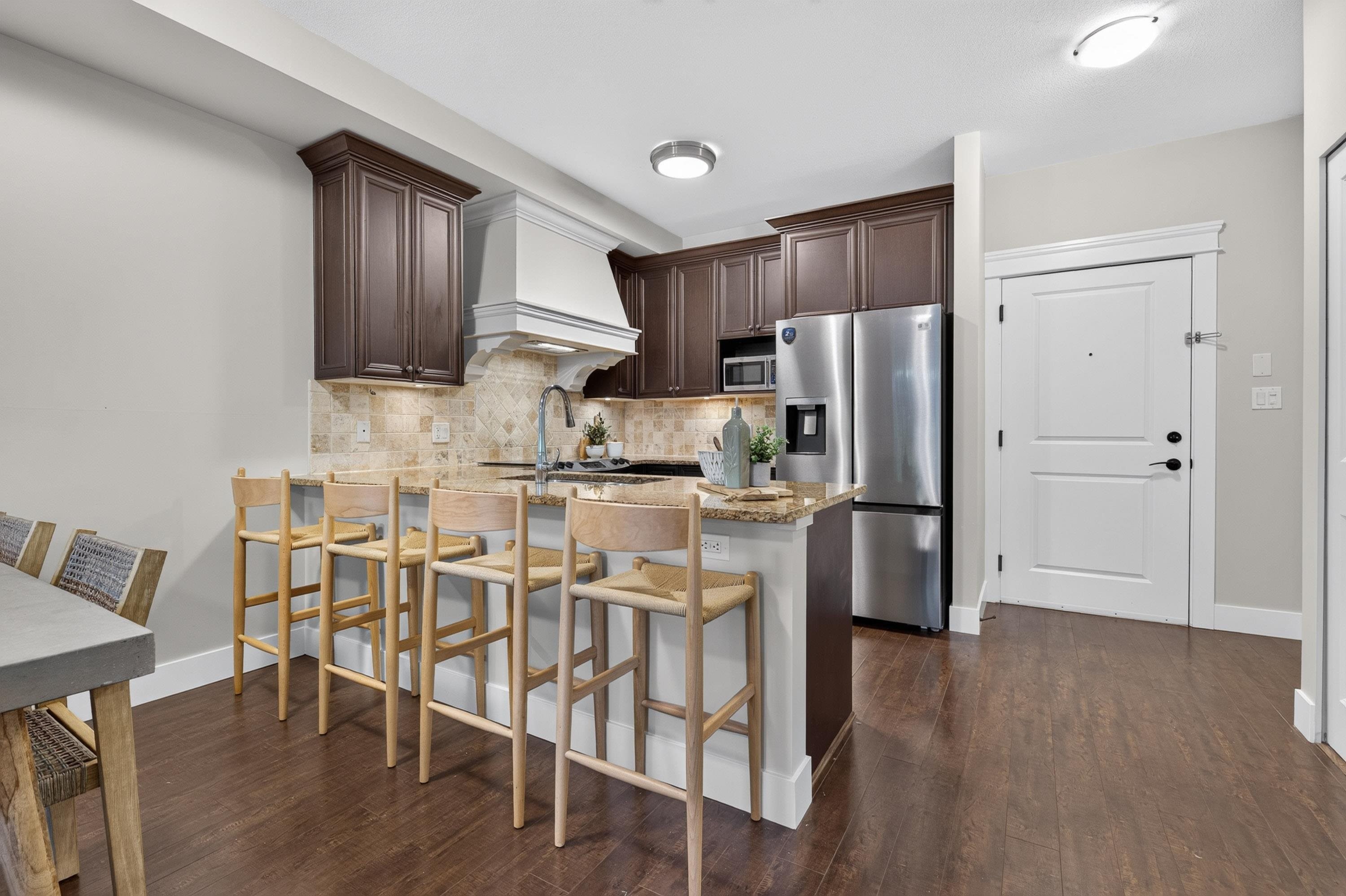 107-19530 65 Avenue, Surrey, BC