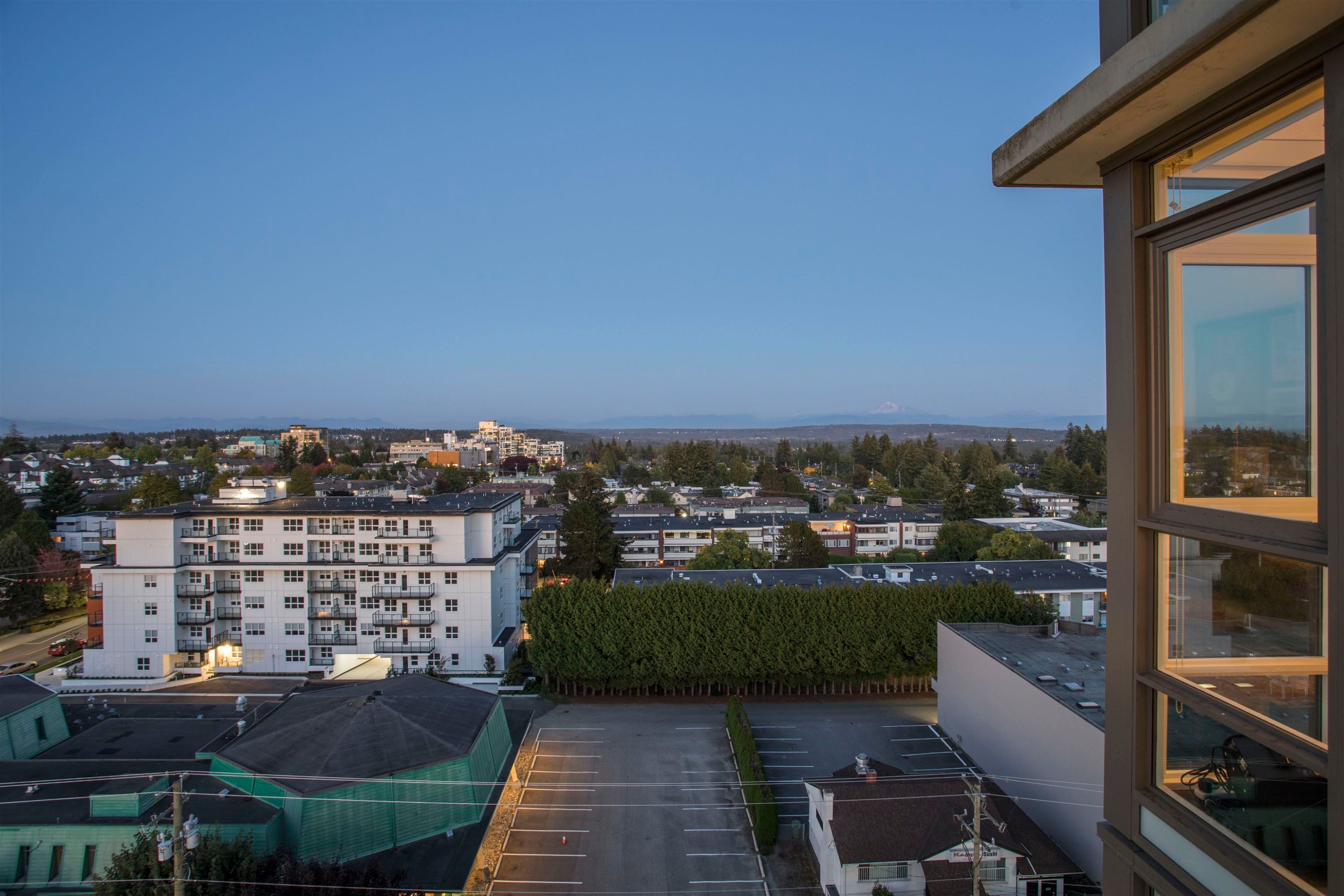 1202-1455 George Street, White Rock, BC