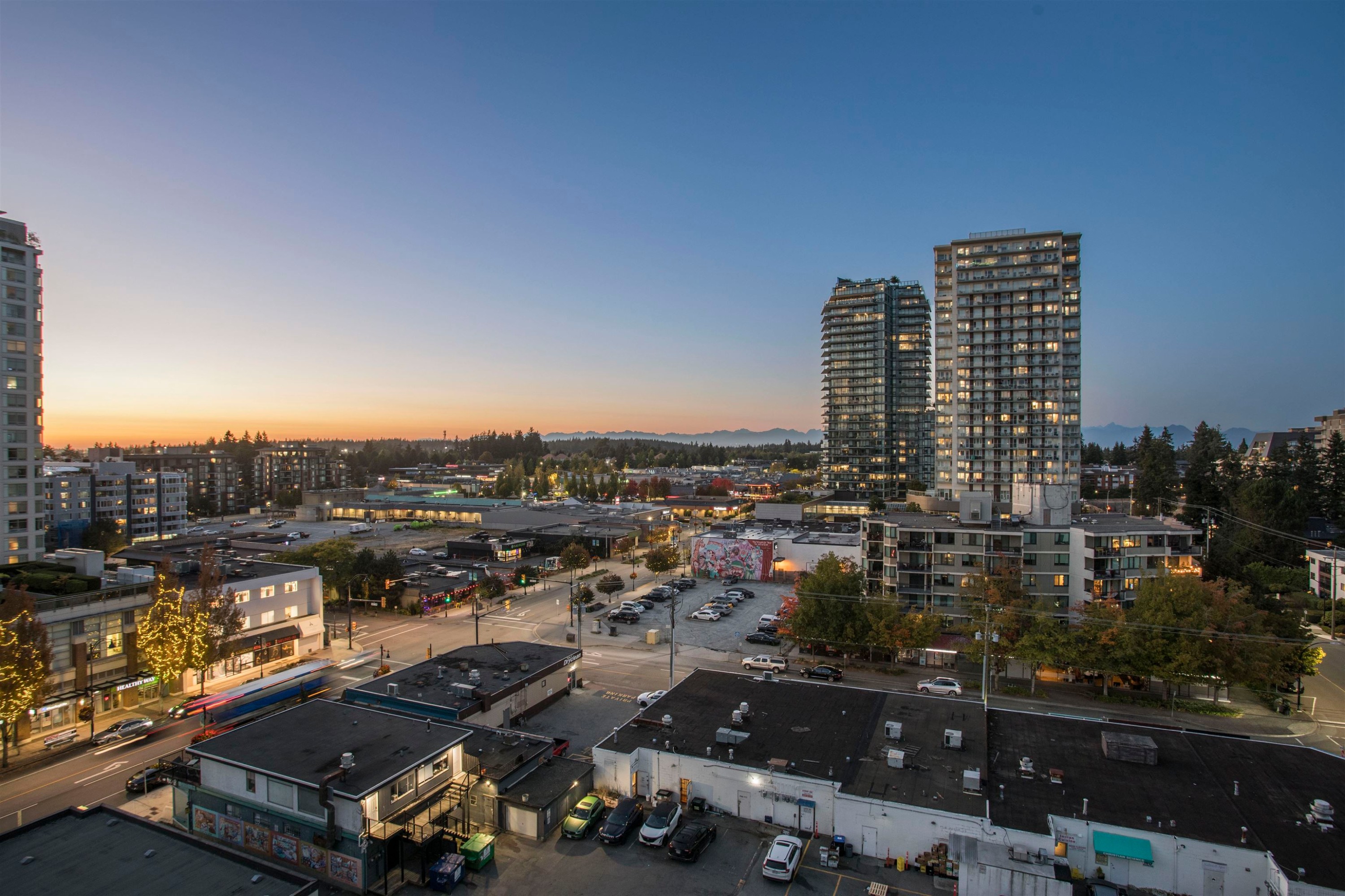 1202-1455 George Street, White Rock, BC